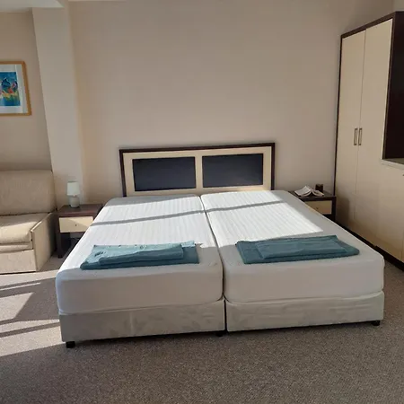 Berlin Golden Apartahotel Varna